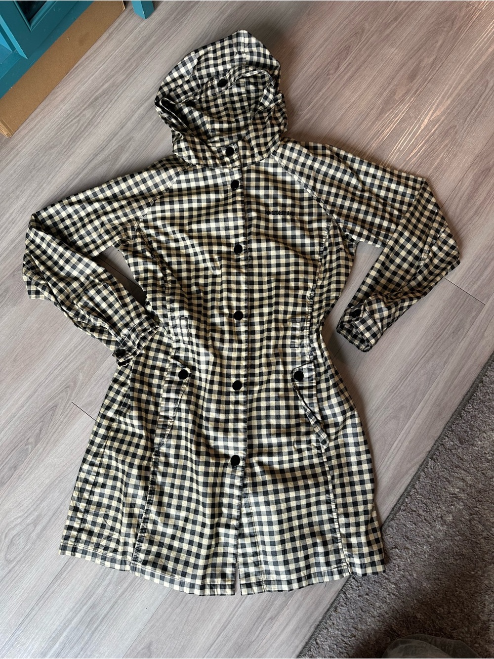 Columbia women's hooded raincoat black and cream gingham size medium